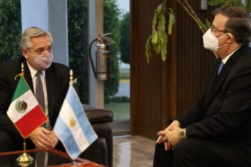 Presidente de Argentina inicia gira de trabajo en México