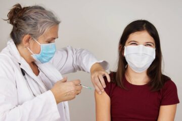 Alistan vacunas para jóvenes de entre 12 a 16 años de edad