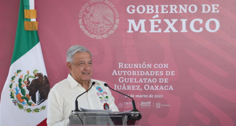 El presidente López Obrador en Guelatao. Foto: Especial