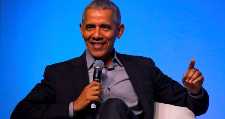 El expresidente de EE.UU. Barack Obama, en una fotografía de archivo. Foto de EFE/ Fazry Ismail.