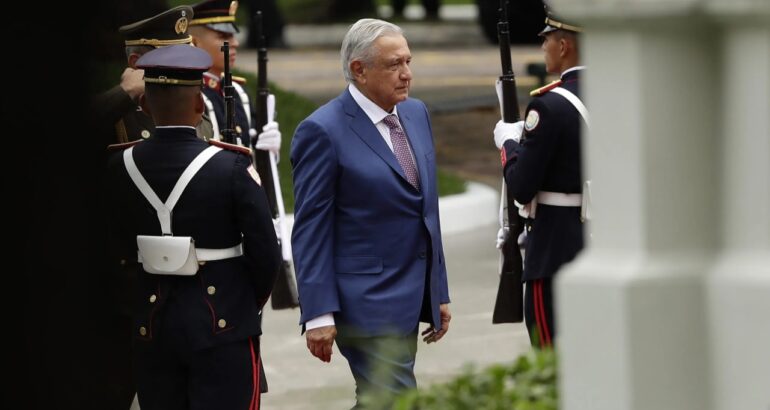 López Obrador visitará Belice este sábado como parte de su gira por Centroamérica. Foto de EFE