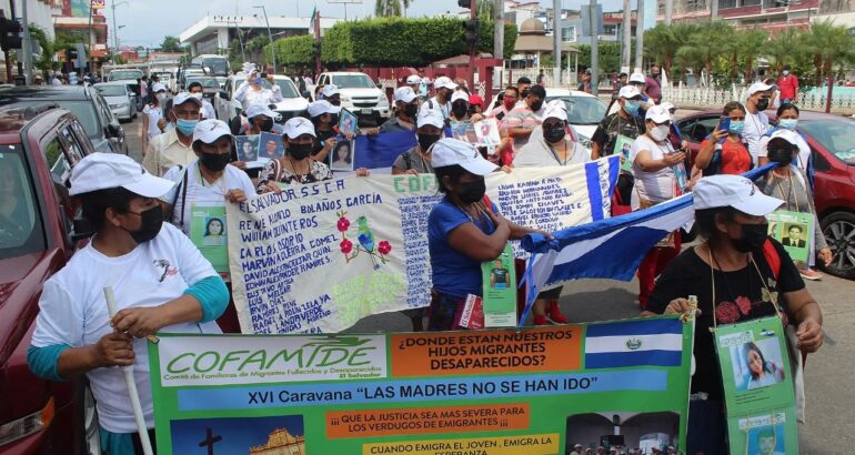 Caravana de madres de migrantes desaparecidos en México. Foto de EFE