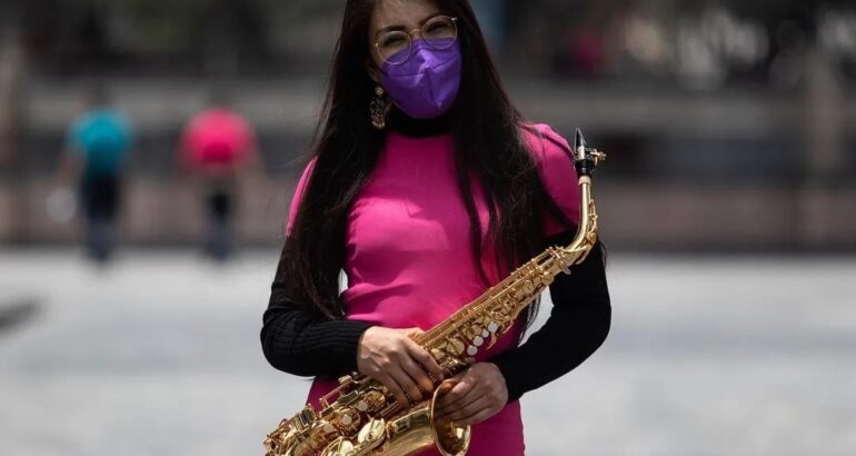 María Elena Ríos. Foto de @elenariosax / @usagii_ko