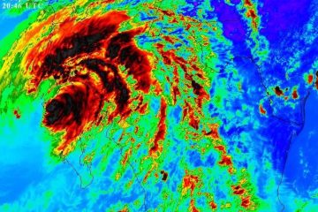 Kay toca tierra como huracán categoría 1 en Mulegé, Baja California Sur