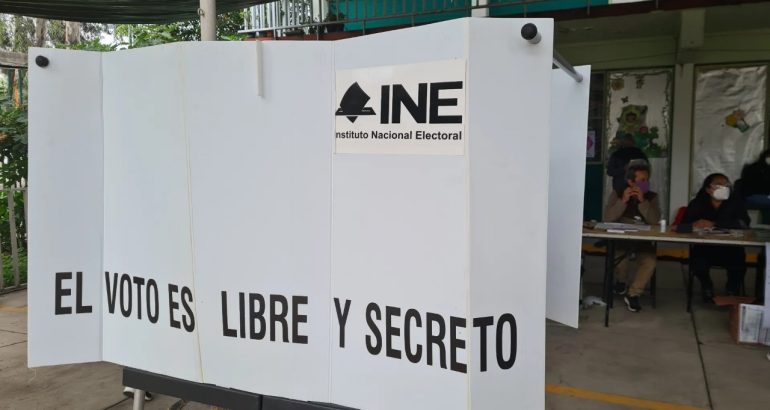 una casilla electoral del INE. Foto de López-Dóriga Digital