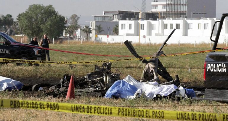 Restos de helicóptero siniestrado en Aguascalientes. Foto de EFE