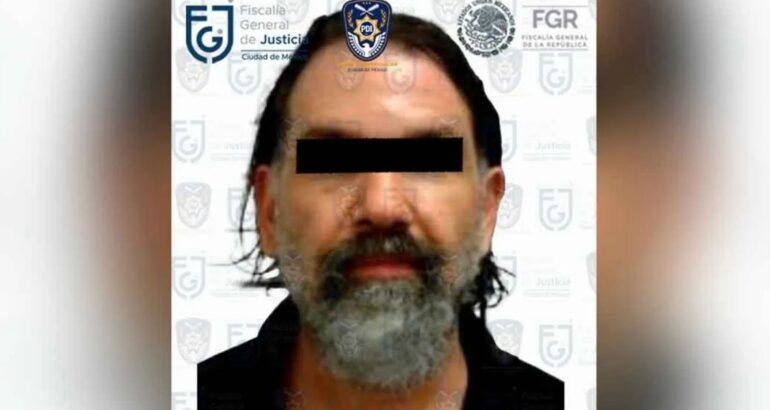 Detienen a Christian Von Roehrich cuando intentaba ingresar a EE.UU. Foto de Policía de Investigación