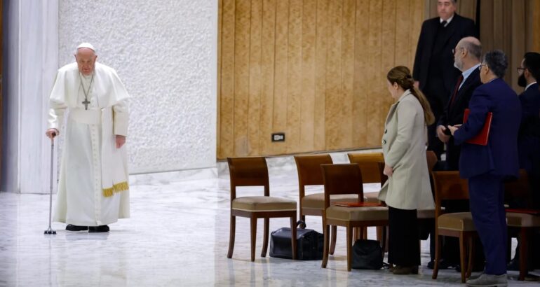 "La guerra es un mal, recemos por el final de las guerras": papa Francisco. Foto de EFE