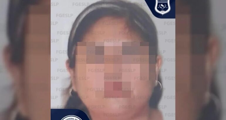 Mujer detenida por disparar contra niño en SLP. Foto de @FiscaliaSLP