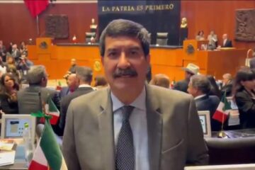 Notifican al Senado orden de aprehensión contra Javier Corral