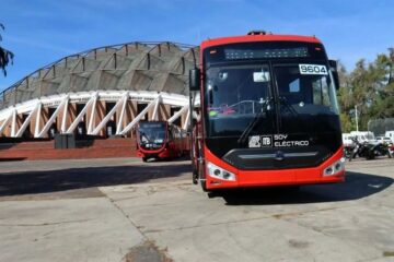 Tres líneas del metrobús rumbo a la conversión eléctrica.