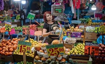 El incremento general de precios en la primera quincena de enero estuvo por debajo de la media de las proyecciones de los analistas que era de 3.76% a tasa anual. Foto: Isaac Esquivel / EFE.