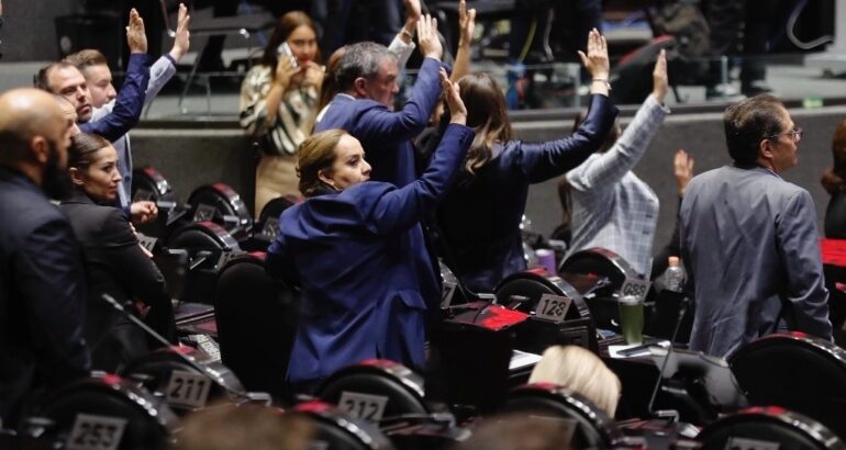 Diputados durante una sesión en imagen de archivo. Foto Marco Peláez.