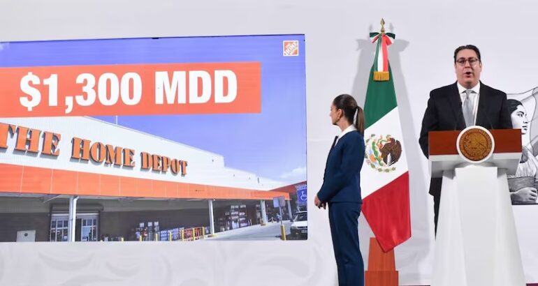 José Antonio Rodríguez Garza, presidente y director de "The Home Depot", durante la conferencia en la que anunció una inversión en México. (Cuartoscuro)