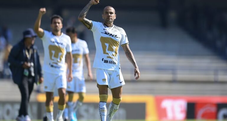 Dani Alves solo estuvo un semestre con Pumas | MEXSPORT&nbsp.