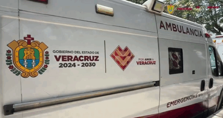 Ambulancia de la Secretaría de Salud de Veracruz. Foto @SSaludVeracruz.