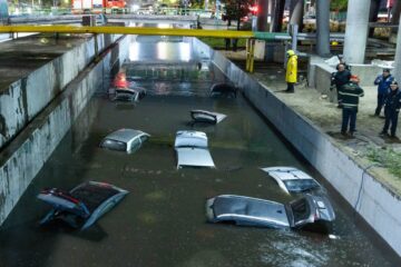 Fuertes lluvias inundan CDMX.