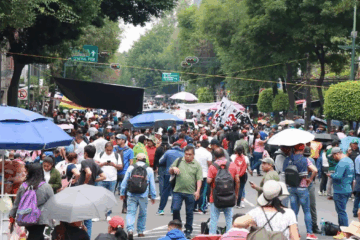 Continúa CNTE bloqueos este 2 de junio; hay reunión con Segob.