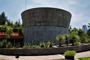Cierran museos en la CDMX por falta de seguridad; el MNA cerrado tras ganar premio.