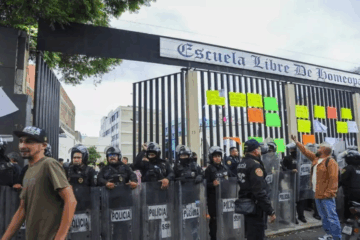 Localizan 5 cuerpos y 10 fetos en edificio de Peralvillo en CDMX.