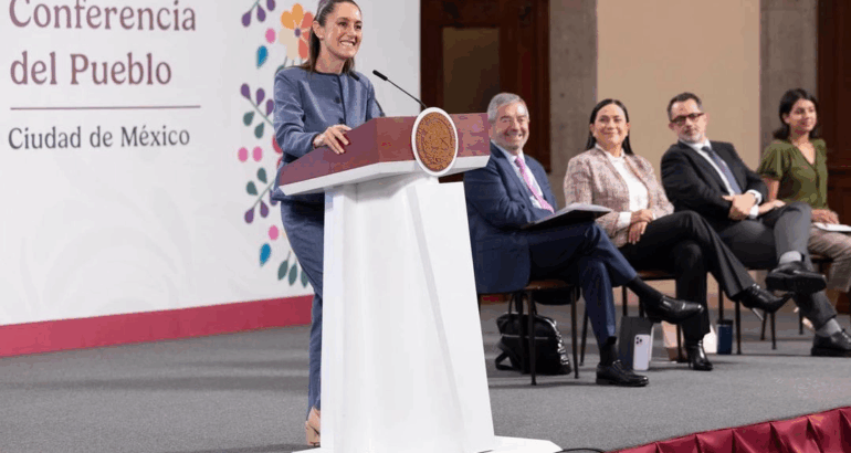 La presidenta Claudia Sheinbaum, durante su conferencia de este lunes 9 de junio, desde Palacio Nacional. Foto cortesía Presidencia