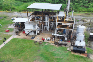 Descubren refinería clandestina en Coatzacoalcos, Veracruz.