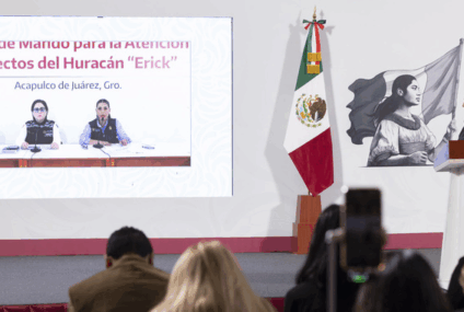 Llama Sheinbaum a habitantes de las costas de Guerrero y Oaxaca a seguir con cautela ante el Huracán Erick.