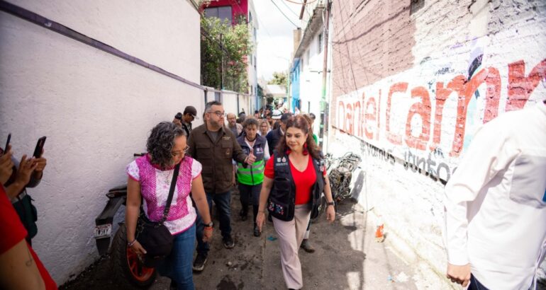 Dara apoyo integral Brugada a familias afectadas por lluvias en la Magdalena Contreras.