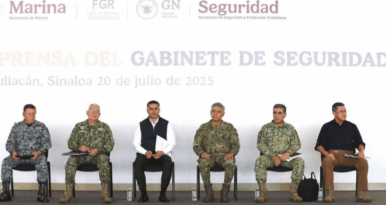 El Gabinete de Seguridad durante conferencia de prensa el domingo 20 de julio por la mañana. Foto: X/@GabSeguridadMX.