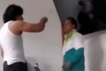 Golpea a su maestro por burlas en clase; ambos son suspendidos en Hidalgo.