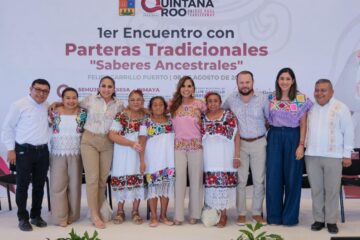 Mara Lezama encabeza primer encuentro estatal de parteras tradicionales en Felipe Carrillo Puerto.