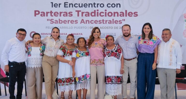 La gobernadora Mara Lezama Espinosa encabezó el Primer Encuentro con Parteras Tradicionales “Saberes Ancestrales” en Felipe Carrillo Puerto, donde se reconoció la labor histórica de las parteras mayas.