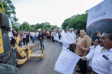 Gobierno del Estado de Yucatán, saca del abandono, carretera de Oxkutzcab.