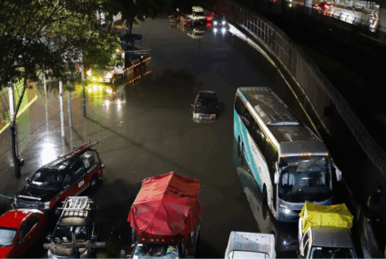 Lluvias extremas inundan Ciudad de México y colapsan operaciones en el AICM.