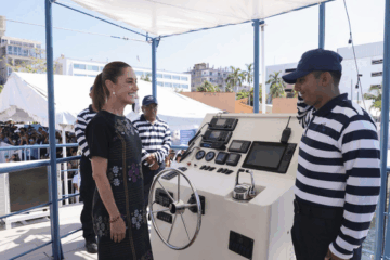 Claudia Sheinbaum inaugura Marinabús en Acapulco; puerto se fortalece y recupera su futuro.
