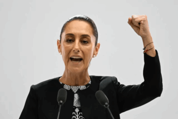 Claudia Sheinbaum registra entre 74% y 79% de aprobación en su primer año de gobierno.