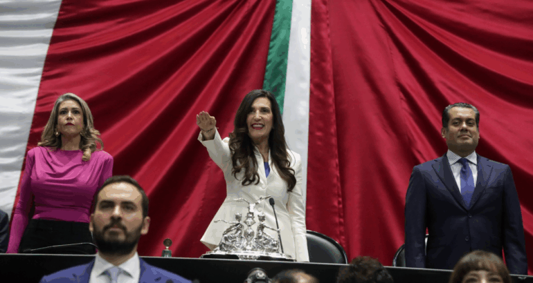 Kenia López Rabadán tomó protesta como presidenta de la Mesa Directiva de la Cámara de Diputados para el segundo año del ejercicio de la LXVI Legislatura.Cortesía / Cámara de Diputados