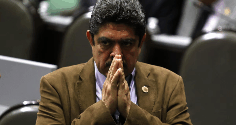 El diputado morenista Manuel Espino sufrió un derrame cerebral. (Cuartoscuro)