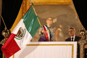 Por primera vez, una mujer da el Grito de Independencia en México.