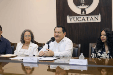 Joaquín Díaz Mena anuncia regreso del ENARM a Yucatán y derrama de 214 mdp.