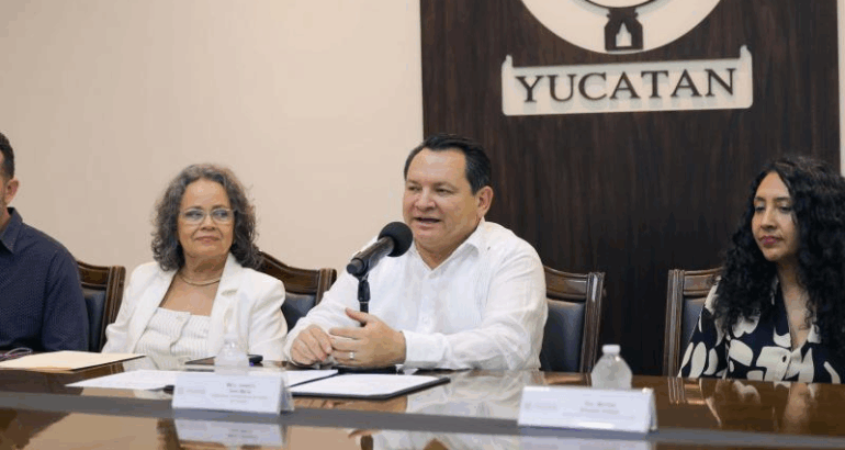 Examen Nacional de Residencias Médicas dejará derrama de 214 mdp en Yucatán El Gobernador Joaquín Díaz Mena anunció el regreso de la prueba Enarm a Yucatán, destacando los beneficios académicos y económicos que este evento representa para la entidad.