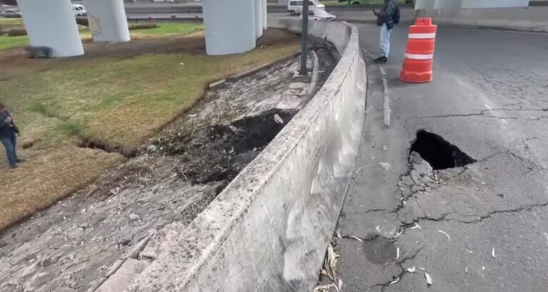 La zona ya se encuentra acordonada. Crédito: X, ChalcoSC