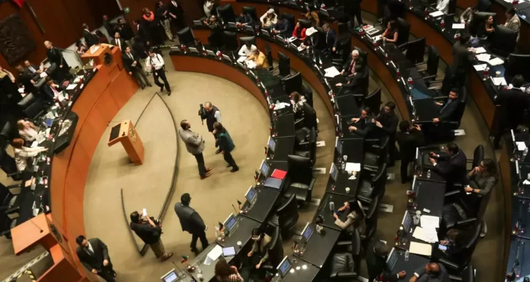 Entre los cambios que hicieron los legisladores está la definición de “interés legítimo”, ya que algunos expertos en materia legal criticaron la iniciativa de la mandataria federal, pues consideran que afecta los derechos colectivos. (Cuartoscuro/Graciela López Herrera)