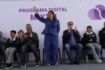 Clara Brugada impulsa “Mixtli Digital” para transformar aulas con tecnología de punta.