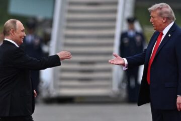 Estados Unidos y Rusia preparan encuentro en Budapest para negociar fin del conflicto en Ucrania.