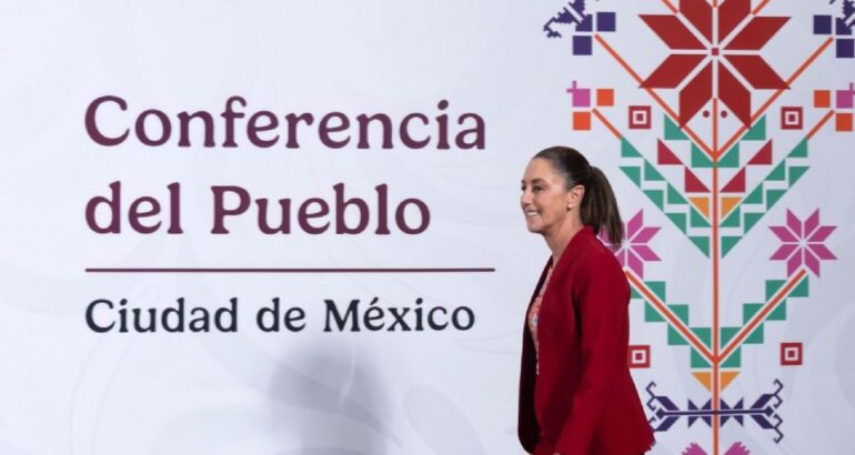 Arturo Medina, exprocurador Fiscal, y el hoy subsecretario de Derechos Humanos subrayó que la empresa falta a la verdad. Créditos: Especial.