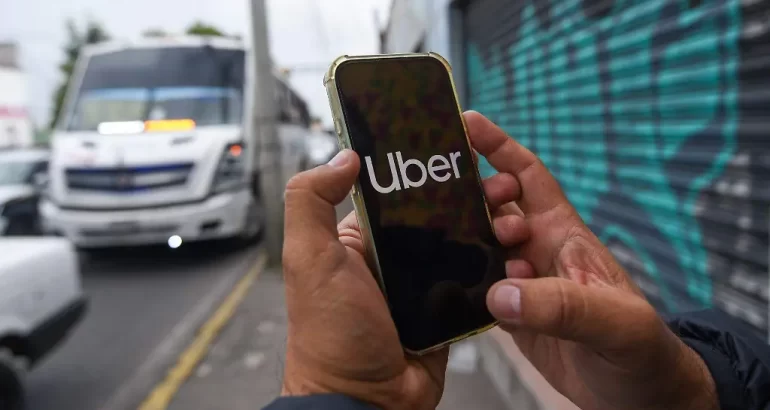 Tras la suspensión definitiva, la Guardia Nacional no podrá detener a los conductores de Uber. / Foto: Crisanta Espinosa Aguilar / El Sol de México