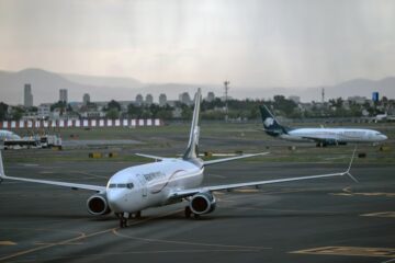 Estados Unidos cancela 13 rutas del AIFA y ordena disolver alianza Delta–Aeroméxico.