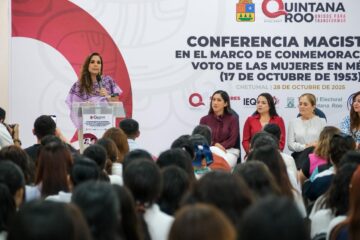 Gobernadora Mara Lezama participa en conferencia sobre violencia política de género en redes sociales.