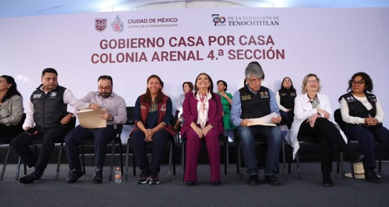 Al encabezar la 49 jornada del Programa Gobierno Casa por Casa, en la colonia El Arenal, alcaldía Venustiano Carranza, la jefa de Gobierno de la Ciudad de México, Clara Brugada Molina, anunció una inversión de 146 millones de pesos para obras y acciones de rehabilitación de los ductos de drenaje y agua potable de esta demarcación.